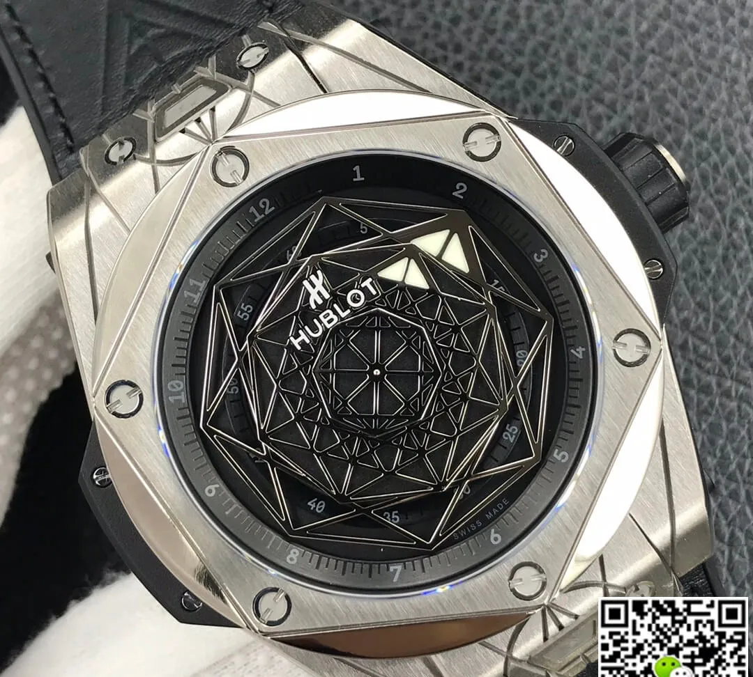 Hublot Big Bang 415.NX.1112.VR.MXM16 WWF Factory 1:1 Best Edition Replica Watch Black Dial Strap
